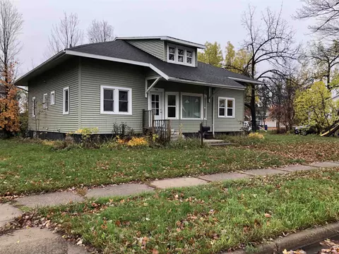309 N Mill St, Merrill, WI 54452