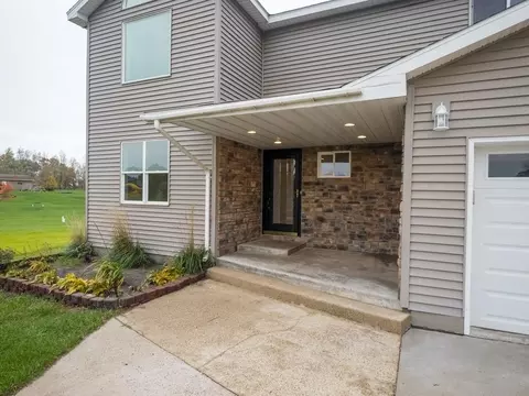 3427 Pine Dr, Stevens Point, WI 54482
