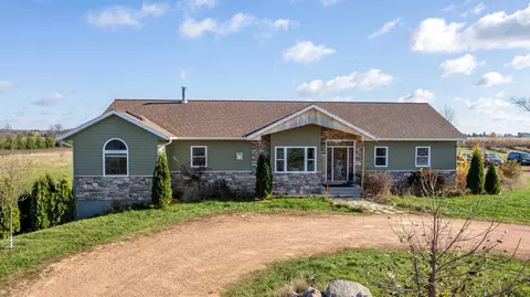 4222 Trestik Dr, Auburndale, WI 54412