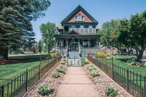 1102 Hewett St, Neillsville, WI 54456