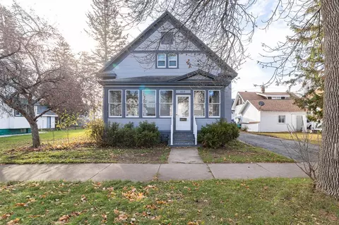 805 Young St, Wausau, WI 54403