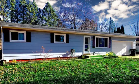 2705 S Tamarack Ave, Marshfield, WI 54449