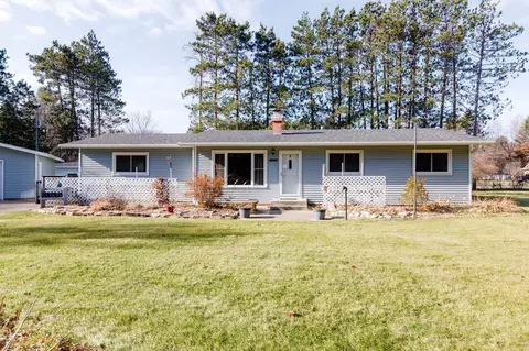 4948 White Pine Dr, Stevens Point, WI 54482