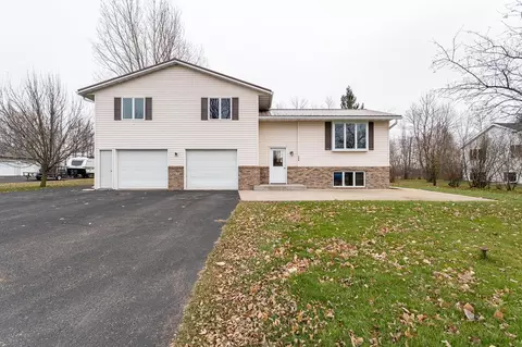 520 N Front St, Dorchester, WI 54425