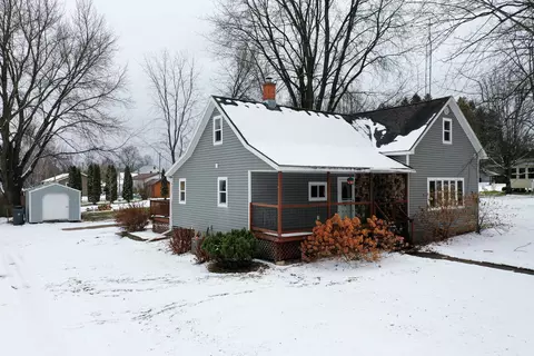 610 E South St, Medford, WI 54451