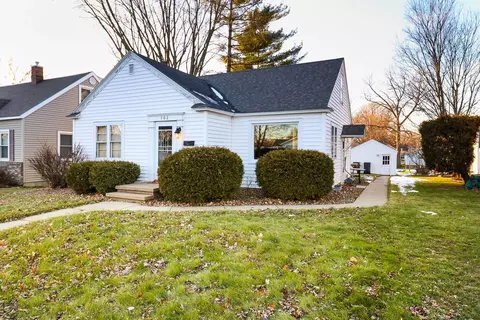702 S Apple Ave, Marshfield, WI 54449