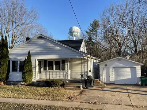 1030 3rd St N, Wisconsin Rapids, WI 54494