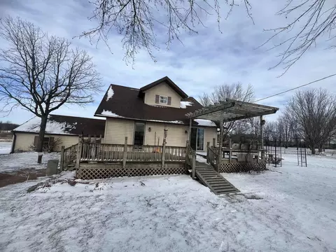 122108 Huckleberry Rd, Edgar, WI 54426