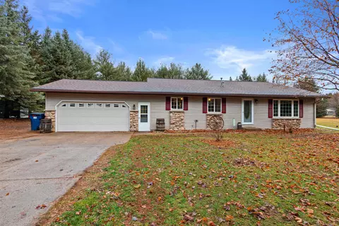 5458 Claret Dr, Stevens Point, WI 54482
