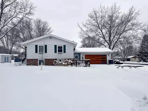 422 N Hume Ave, Marshfield, WI 54449