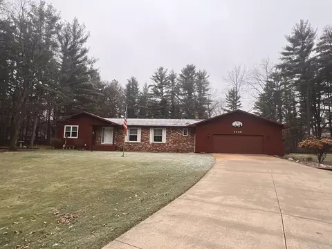 2530 Branwood Dr, Wisconsin Rapids, WI 54494