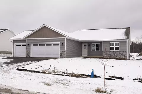 8902 Hinner Springs Dr, Weston, WI 54476