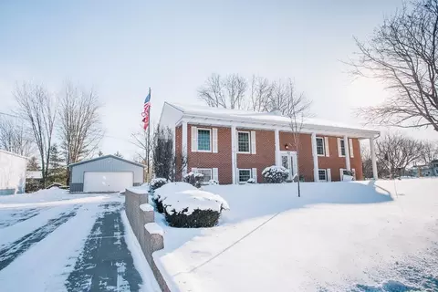 506 S Main St, Loyal, WI 54446