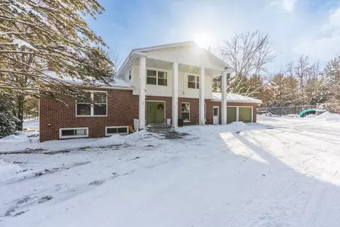 1840 Shamrock Ln, Wisconsin Rapids, WI 54494