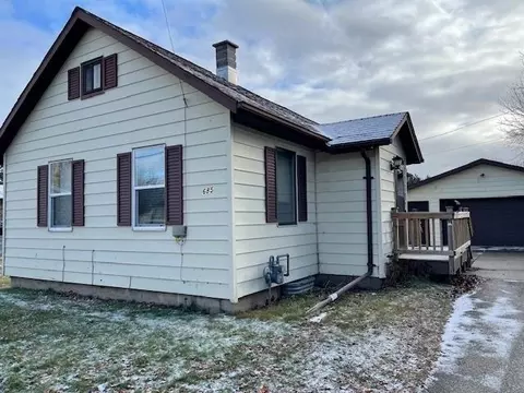 685 North Ave, Antigo, WI 54409