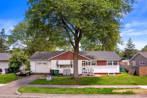 1221 13th St S, Wisconsin Rapids, WI 54494