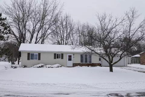 450 Emmerich Dr, Medford, WI 54451