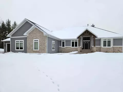 10192 Haselby Ln, Marshfield, WI 54449