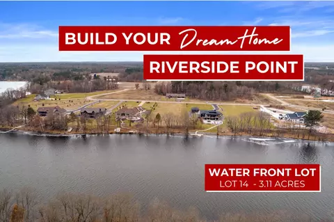 2135 Peninsula Pl, Junction City, WI 54443