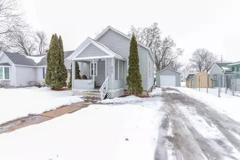 1620 Chestnut St, Wisconsin Rapids, WI 54494