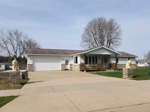 3028 Popp Ave, Marshfield, WI 54449