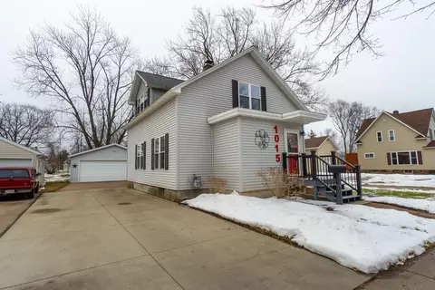 1015 S 11th Ave, Wausau, WI 54401