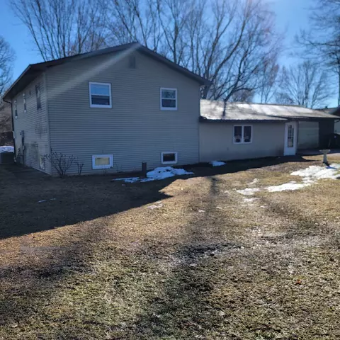 3981 4th St, Amherst Junction, WI 54407
