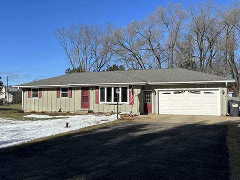 1031 Weeping Willow Dr, Wisconsin Rapids, WI 54494