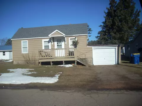 2304 Sturdevant St, Merrill, WI 54452