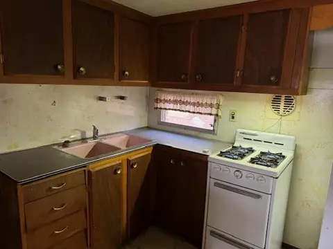 Kitchen - w4496 County Highway E, Montello, WI 53949 photo 2 of 2