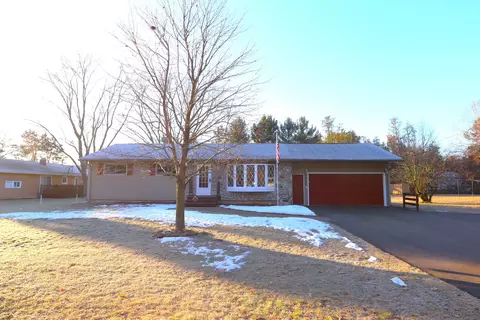 1007 Gardner Park Rd, Kronenwetter, WI 54455