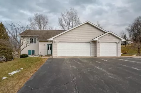 1202 Heindl Ln, Marathon, WI 54448