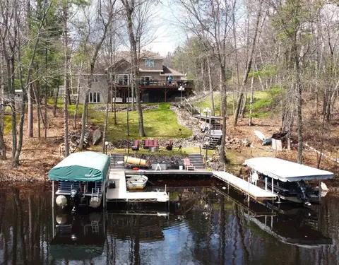 Exterior - 1919 Sunset Dr, Tomahawk, WI 54487 photo 2 of 7