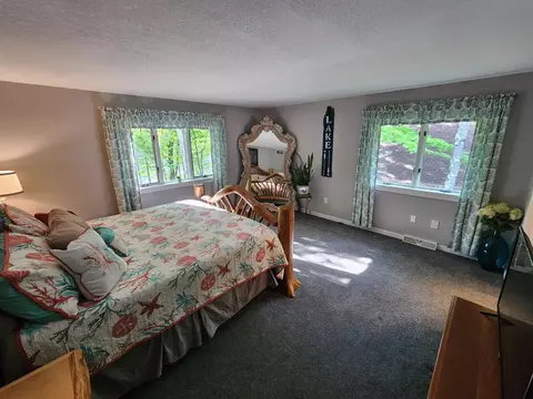 Bedroom - 1919 Sunset Dr, Tomahawk, WI 54487 photo 2 of 10