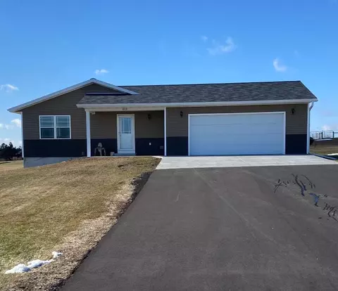 809 Waterside St, Athens, WI 54411