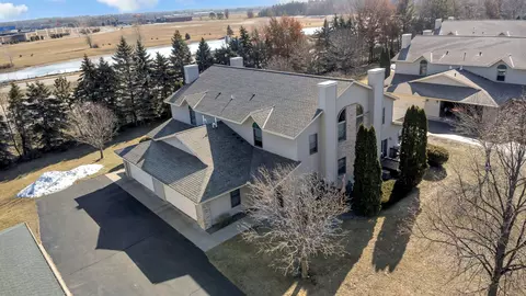 270 White Oak Ave, Plover, WI 54467