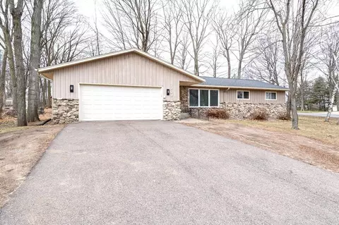7202 Wall St, Schofield, WI 54476