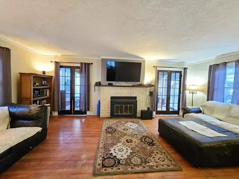 Living - 408 E 3rd St, Marshfield, WI 54449 photo 2 of 5