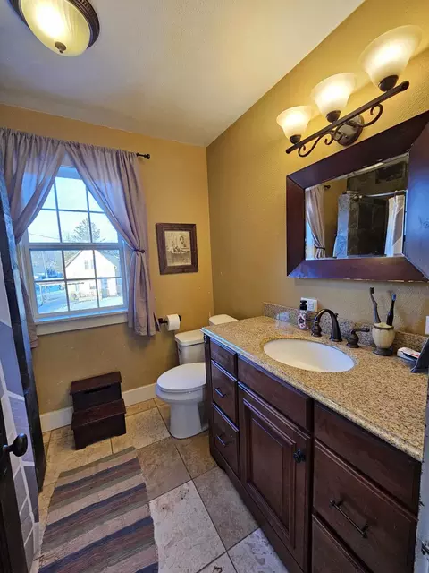 Bath - 408 E 3rd St, Marshfield, WI 54449 photo 2 of 2
