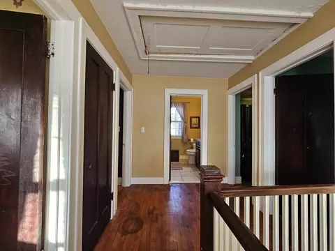 Entry Way - 408 E 3rd St, Marshfield, WI 54449 photo 5 of 5