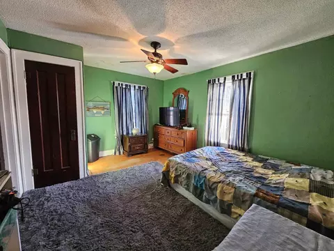 Bedroom - 408 E 3rd St, Marshfield, WI 54449 photo 4 of 5