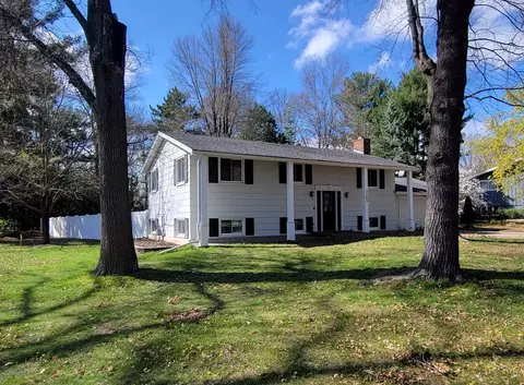 3264 Dans Dr, Stevens Point, WI 54481