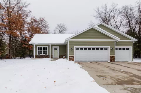 Exterior - 4560 River Dr, Plover, WI 54467 photo 4 of 5