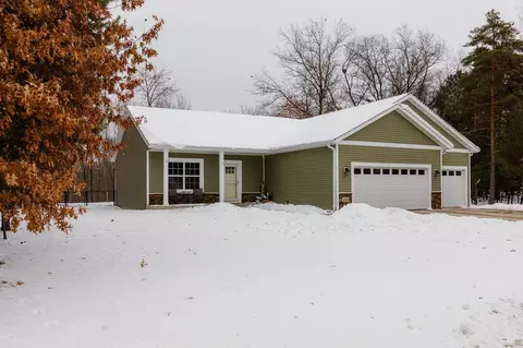 Exterior - 4560 River Dr, Plover, WI 54467 photo 5 of 5
