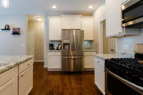Kitchen - 4560 River Dr, Plover, WI 54467 photo 3 of 3