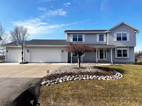 1014 N Schmidt Ave, Marshfield, WI 54449