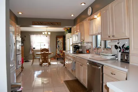 n3037 Deer Road, Withee, WI 54498 photo 4