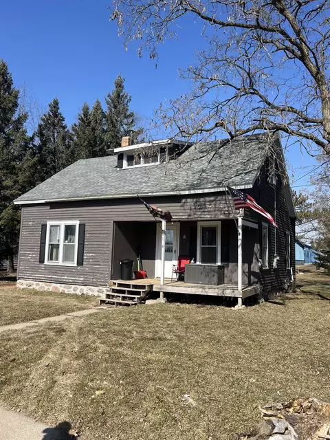 814 Mendlik Ave, Antigo, WI 54409