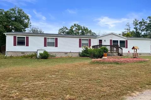 702 E 17th Ln, Arkdale, WI 54613