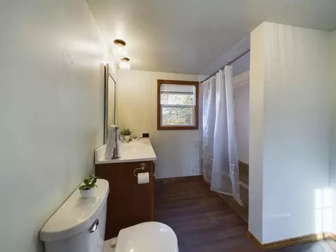 Bath - 225505 Nazda Rd, Hatley, WI 54440 photo 3 of 4